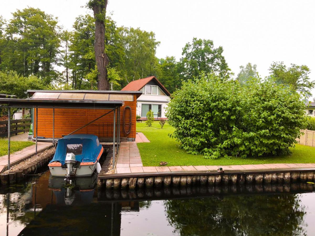 Ferienhaus Direkt An Der Spree Mit Whirlpool Und Sauna Berlín Exteriér fotografie